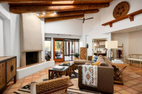 Exclusive Boulders Retreat near Downtown Cave Creek hiking scenic views.